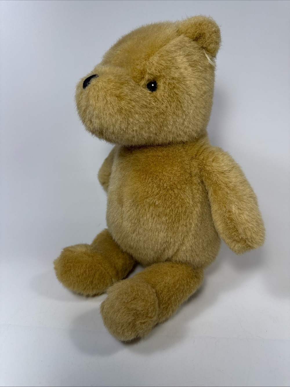 Gund Plush classic Winnie the Pooh in Soft Golden Brown coat - Picture 3 of 10